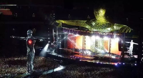 英國舞臺設計界鬼才Es Devlin 從Aplus藝術(shù)教育看其服裝節(jié)的跨界魔力